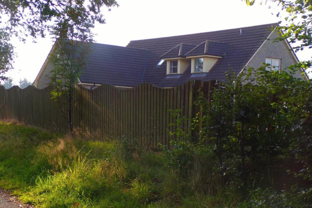 Beautiful House In The Hamlet Of Candie Falkirk Exterior foto